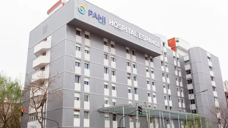 Frente del Hospital Español de Buenos Aires