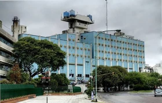 Frente del Hospital Naval "Cirujano Mayor Dr. Pedro Mallo"