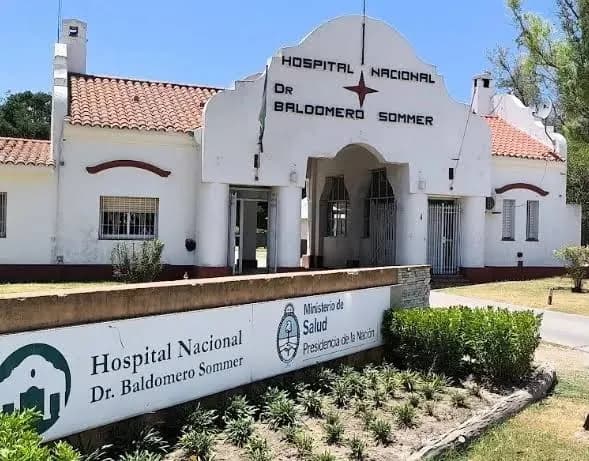 Frente del Hospital Nacional "Dr. Baldomero Sommer"